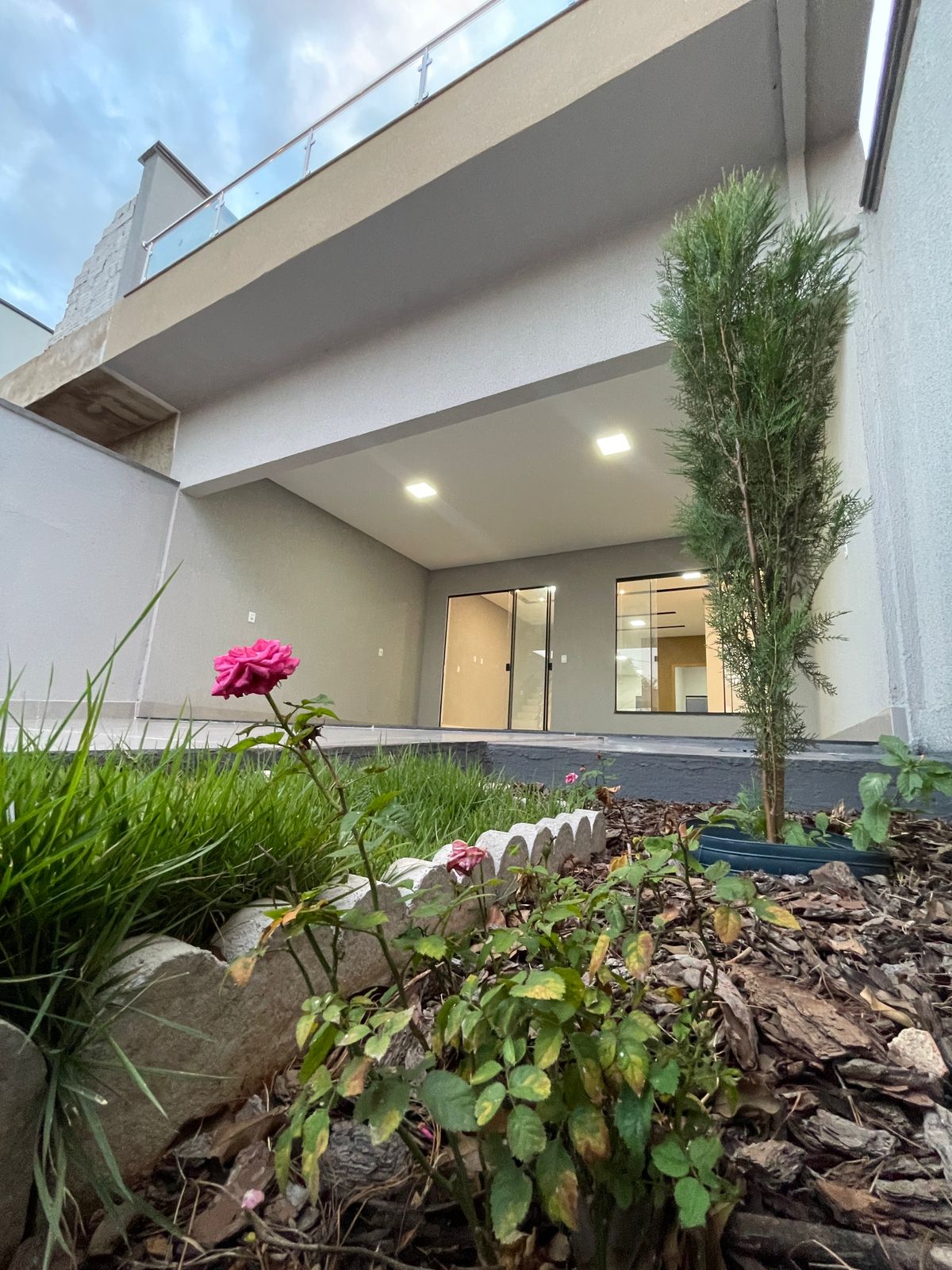 Imagem Casa com 3 Quartos à Venda, 180 m²em Residencial Hugo de Moraes - Goiânia