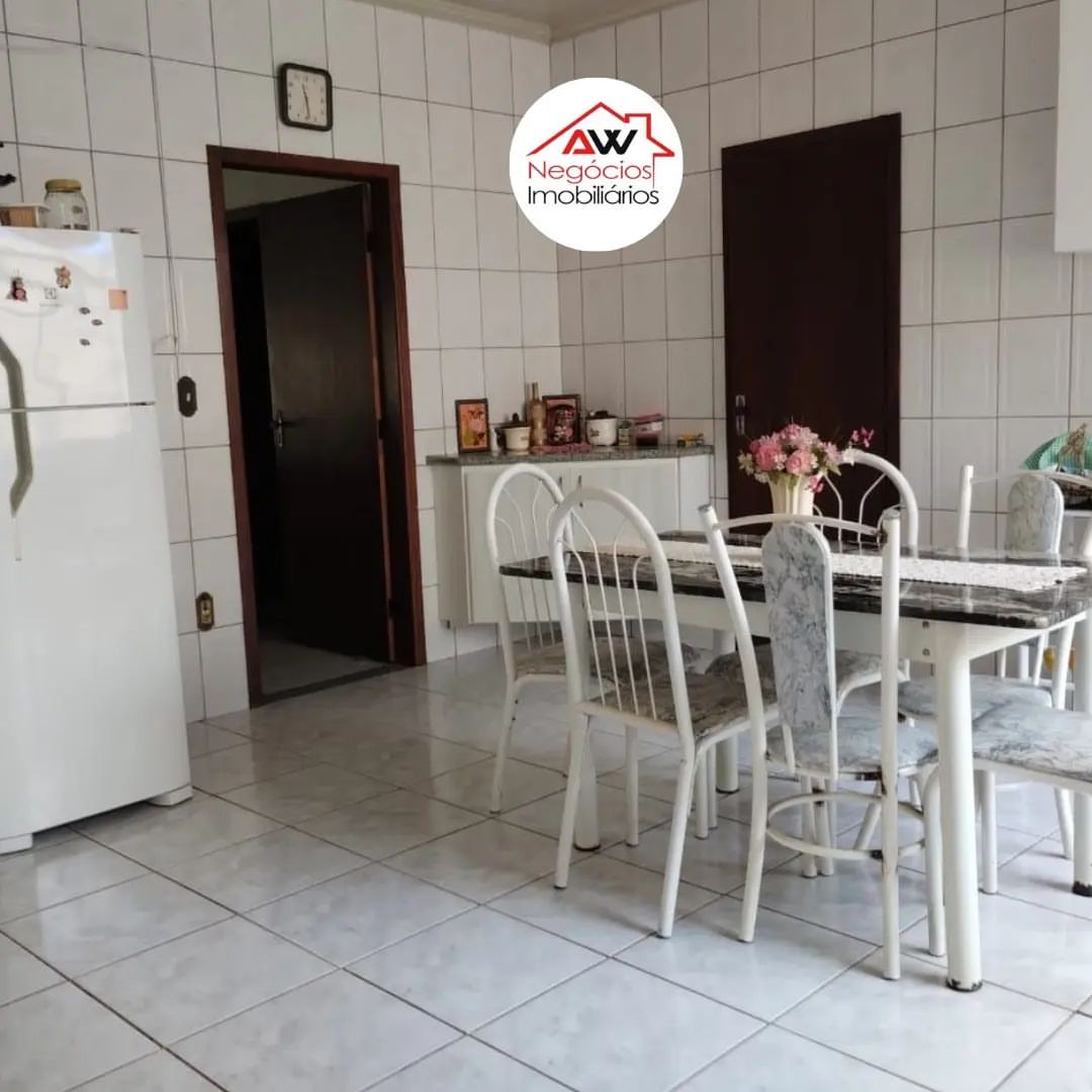Imagem Casa com 3 Quartos à Venda, 486 m²em Sevilha (2ª Seção) - Ribeirão das Neves