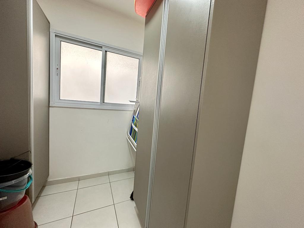 Imagem Apartamento com 2 Quartos à Venda, 75 m²em Indaiá - Bertioga