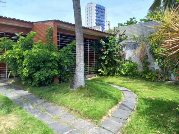 Imagem Casa com 3 Quartos à Venda, 216 m² em Candeias - Jaboatão dos Guararapes Imagem Casa com 3 Quartos à Venda, 216 m² em Candeias - Jaboatão dos Guararapes