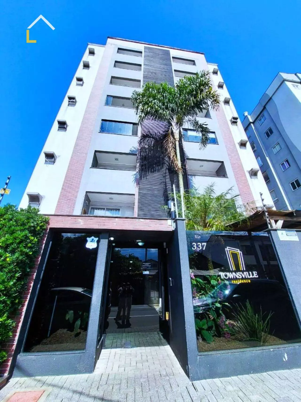 Imagem Apartamento com 2 Quartos à Venda, 64 m² em Costa e Silva - Joinville