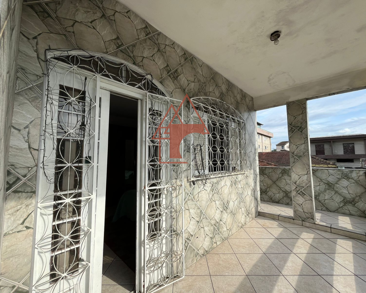 Imagem Sobrado com 3 Quartos à Venda, 148 m²em Vila Nova - Cubatão Imagem Sobrado com 3 Quartos à Venda, 148 m²em Vila Nova - Cubatão