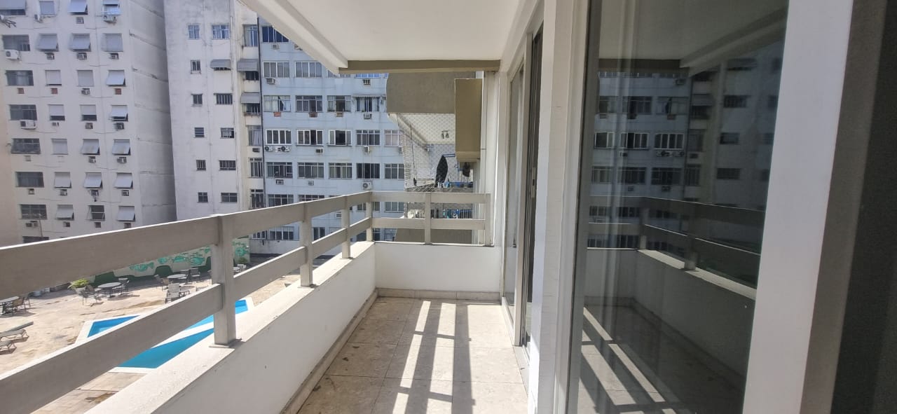 Imagem Apartamento com 1 Quarto à Venda, 50 m²em Copacabana - Rio de Janeiro Imagem Apartamento com 1 Quarto à Venda, 50 m²em Copacabana - Rio de Janeiro