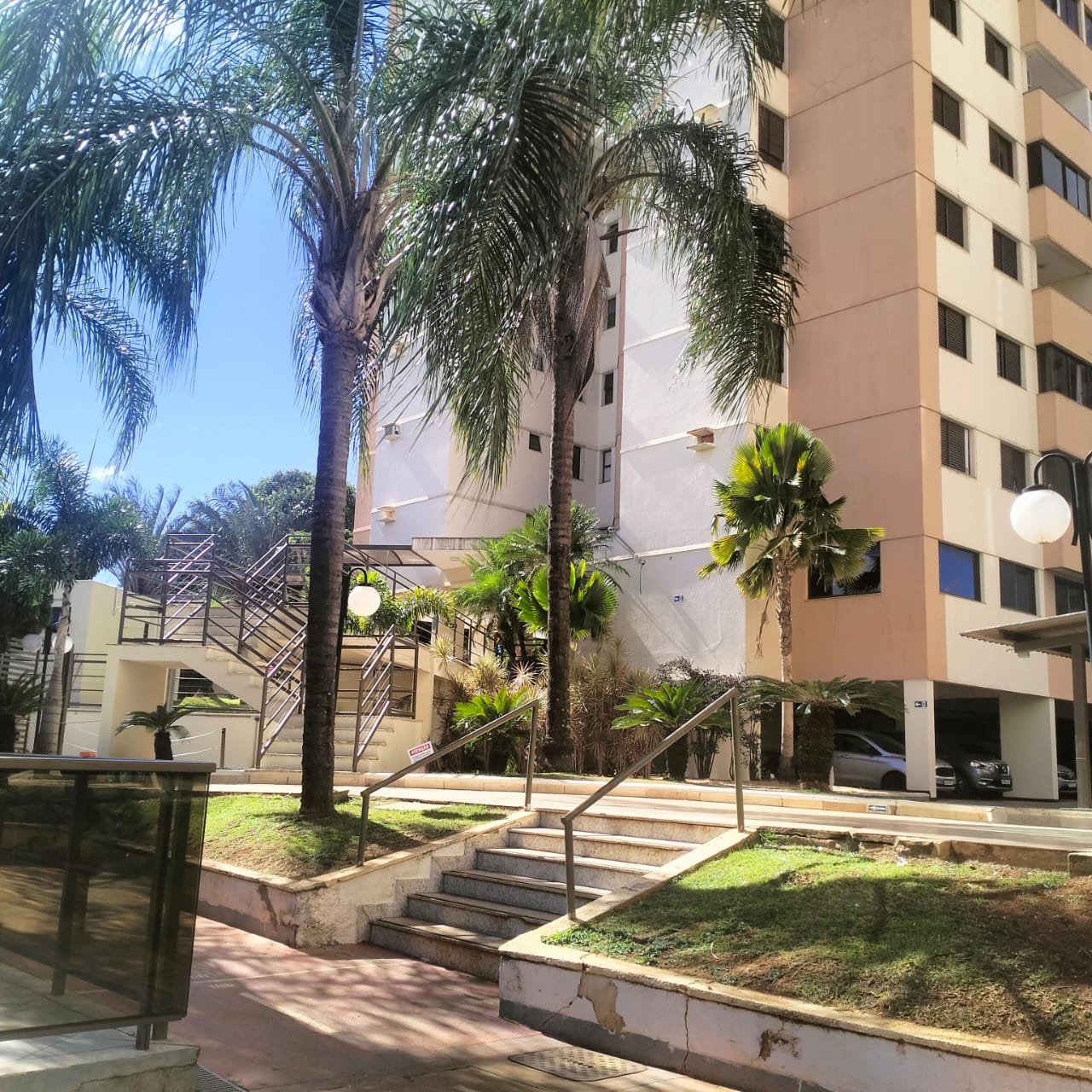 Imagem Apartamento com 3 Quartos à Venda, 88 m² em Jardim Goiás - Goiânia
