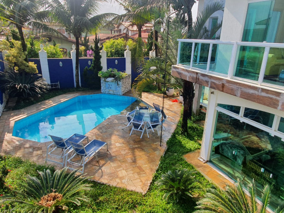 Imagem Sobrado com 6 Quartos à Venda, 650 m² em Cibratel - Itanhaém