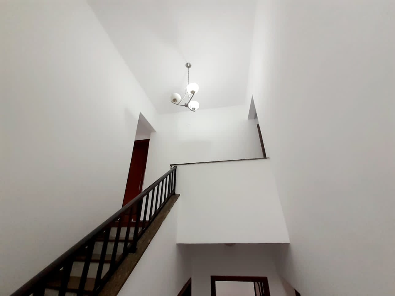Imagem Casa com 4 Quartos para Alugar, 390 m² em Taquara - Rio de Janeiro Imagem Casa com 4 Quartos para Alugar, 390 m² em Taquara - Rio de Janeiro