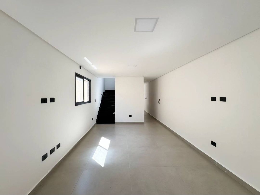 Imagem Sobrado com 3 Quartos à Venda, 120 m²em Guilhermina - Praia Grande