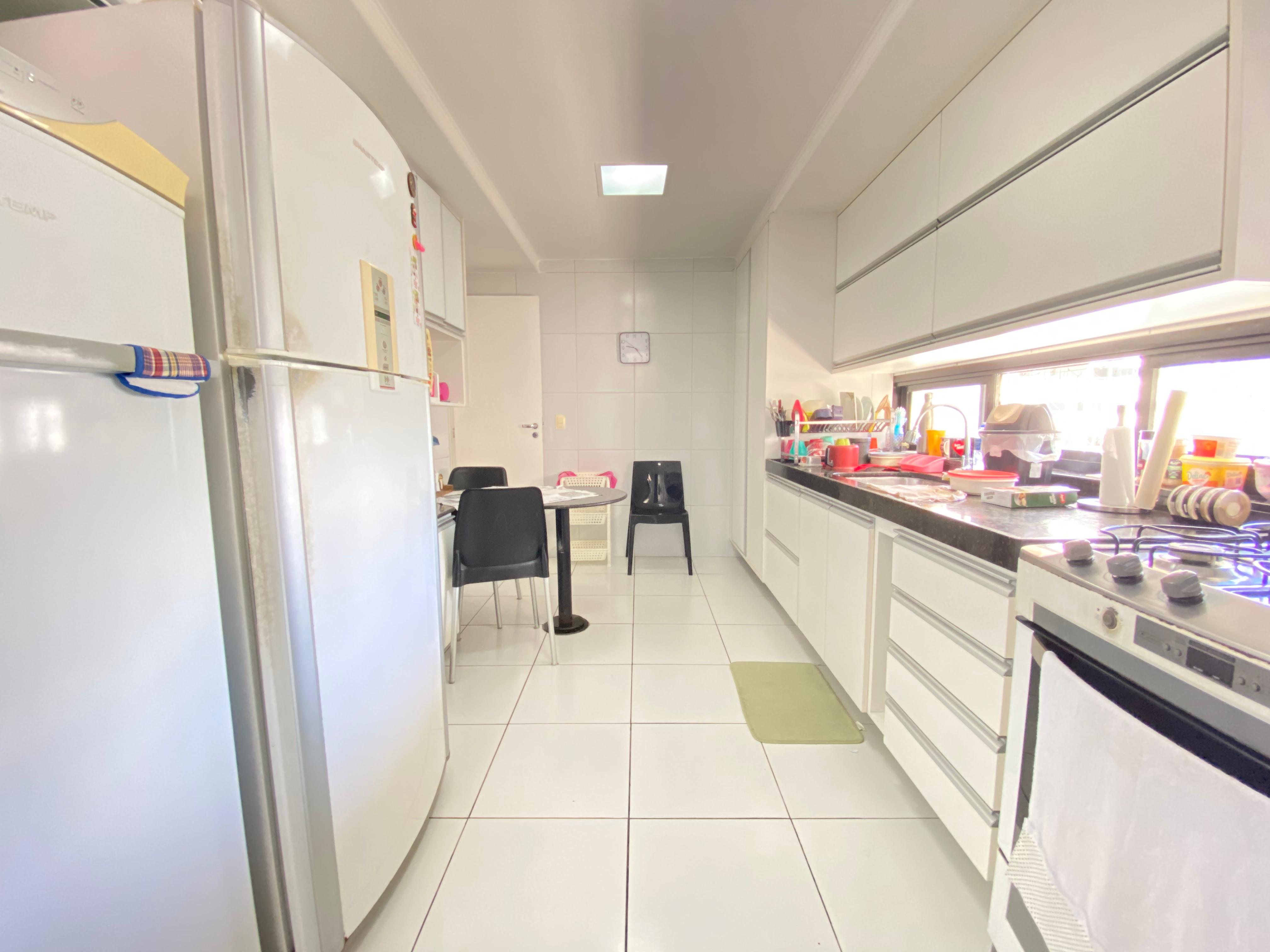 Imagem Apartamento com 4 Quartos à Venda, 158 m²em Boa Viagem - Recife