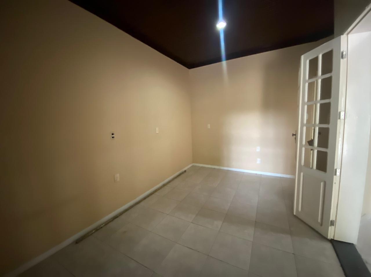 Imagem Casa com 5 Quartos à Venda, 238 m²em Cidade Velha - Belém Imagem Casa com 5 Quartos à Venda, 238 m²em Cidade Velha - Belém