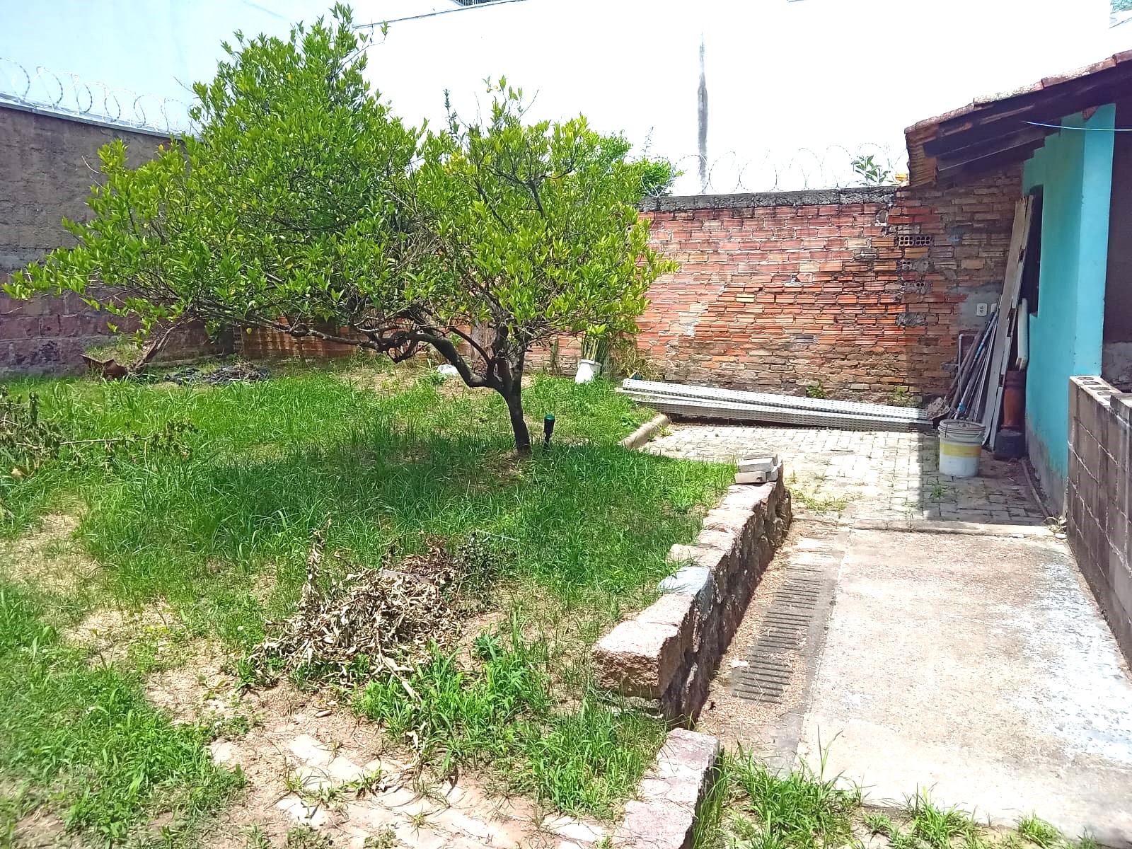 Imagem Sobrado com 3 Quartos à Venda, 100 m² em Jardim Botânico - Porto Alegre