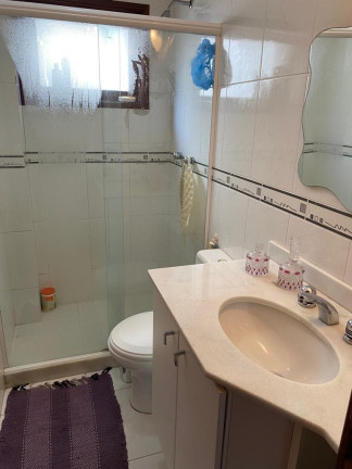 Imagem Casa de Condomínio com 2 Quartos à Venda, 71 m² em Soberbo - Teresópolis