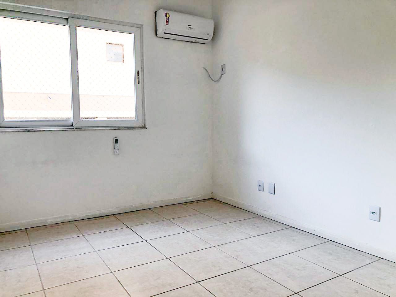 Imagem Apartamento com 3 Quartos à Venda, 140 m²em Itacoatiara - Niterói