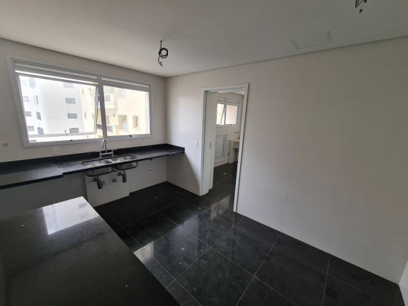 Imagem Apartamento com 3 Quartos à Venda, 240 m²em Cerqueira César - São Paulo