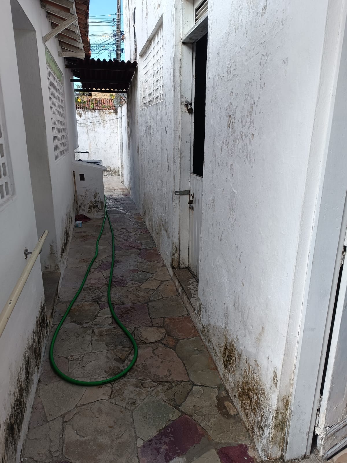 Imagem Casa com 3 Quartos à Venda, 493 m² em Farias Brito - Fortaleza Imagem Casa com 3 Quartos à Venda, 493 m² em Farias Brito - Fortaleza