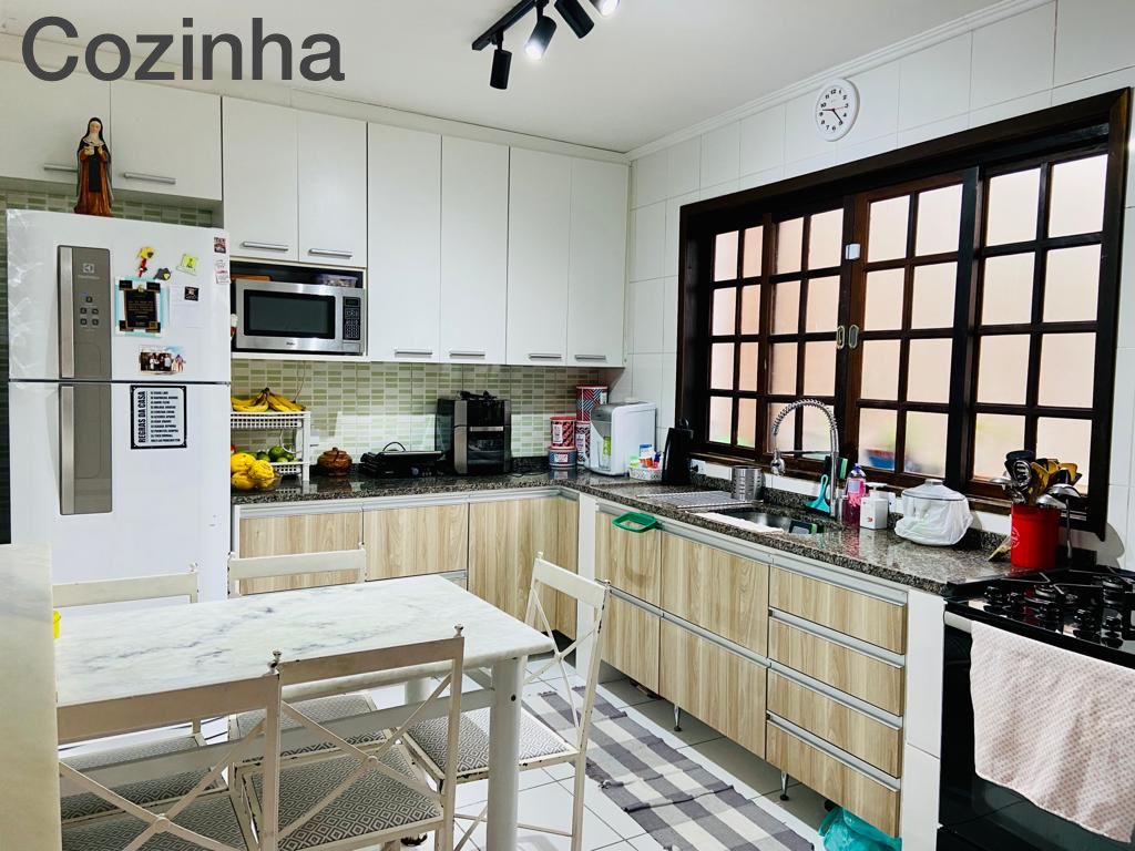 Imagem Sobrado com 3 Quartos à Venda, 250 m²em Jardim Souza - São Paulo
