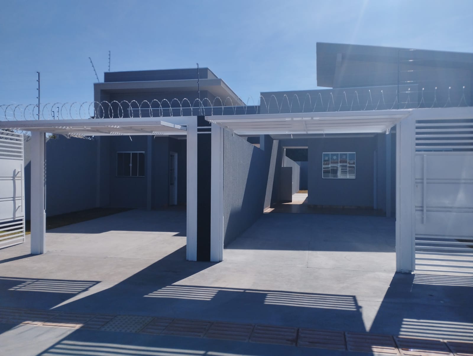 Casa com 2 Quartos à Venda, 225 m²em PANORAMA - CAMPO GRANDE