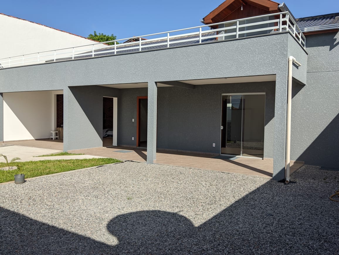 Imagem Casa com 4 Quartos à Venda, 140 m²em Ingleses do Rio Vermelho - Florianópolis