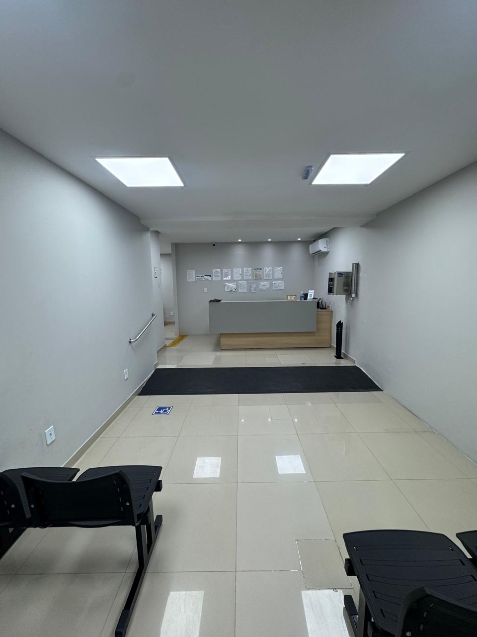 Imagem Sala Comercial para Alugar, 300 m² em Nossa Senhora das Graças - Manaus Imagem Sala Comercial para Alugar, 300 m² em Nossa Senhora das Graças - Manaus
