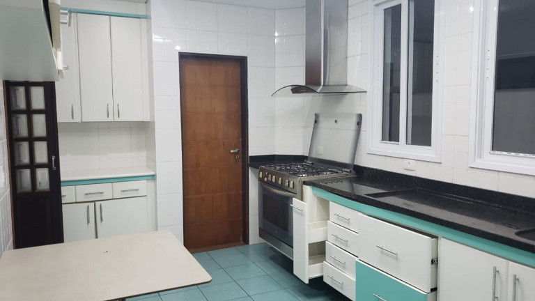 Imagem Casa de Condomínio com 3 Quartos à Venda, 230 m² em Parque Residencial Itapeti - Mogi das Cruzes