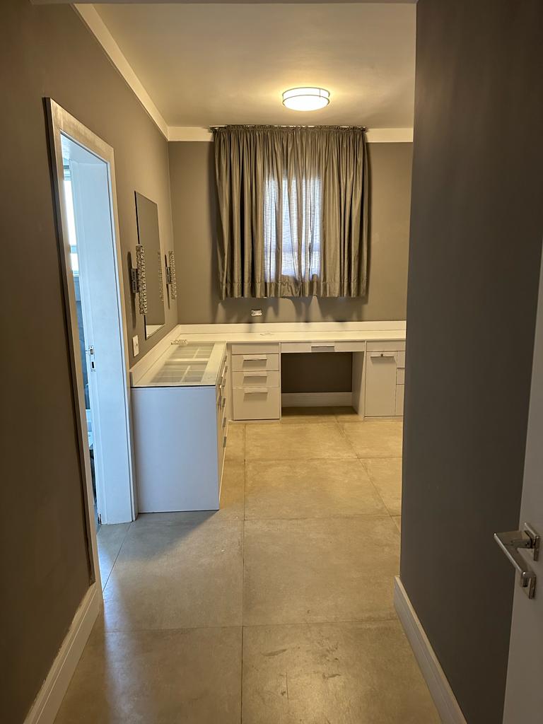 Imagem Apartamento com 3 Quartos à Venda ou Locação, 250 m²em Jardim Paulista - São Paulo Imagem Apartamento com 3 Quartos à Venda ou Locação, 250 m²em Jardim Paulista - São Paulo