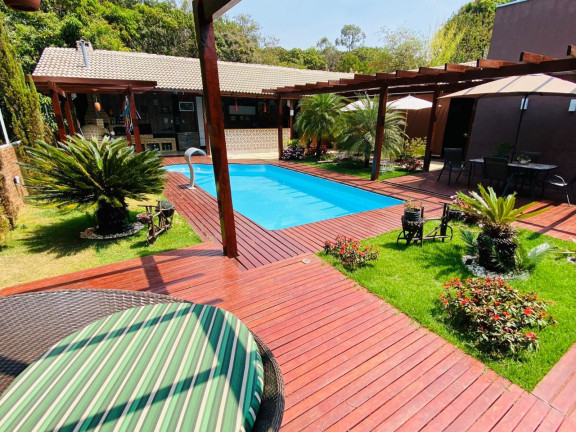 Imagem Casa com 3 Quartos à Venda, 800 m² em Setor Habitacional Arniqueira (Águas Claras) - Brasília Imagem Casa com 3 Quartos à Venda, 800 m² em Setor Habitacional Arniqueira (Águas Claras) - Brasília