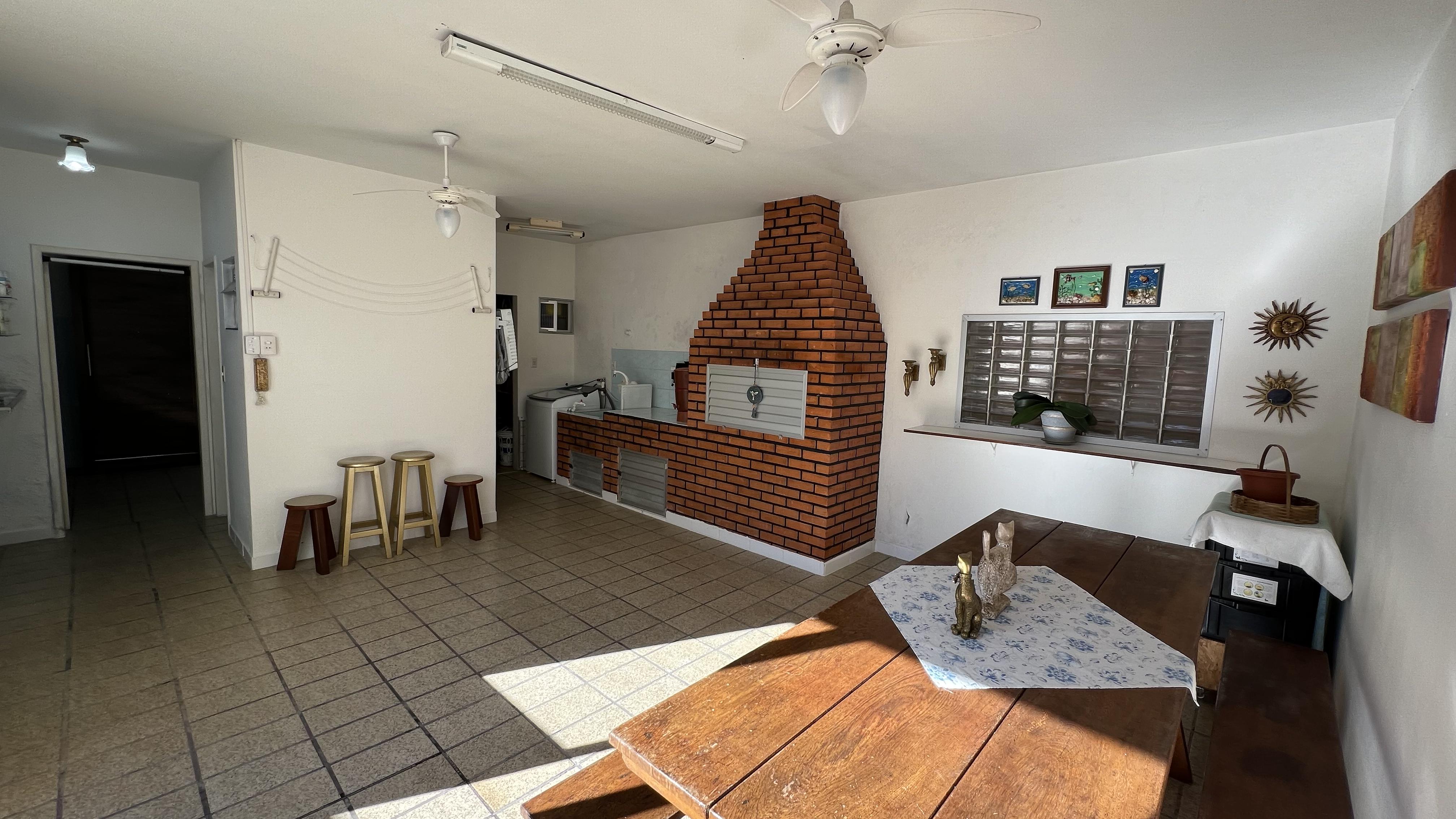 Imagem Casa com 3 Quartos à Venda, 166 m²em Barreiros - São José