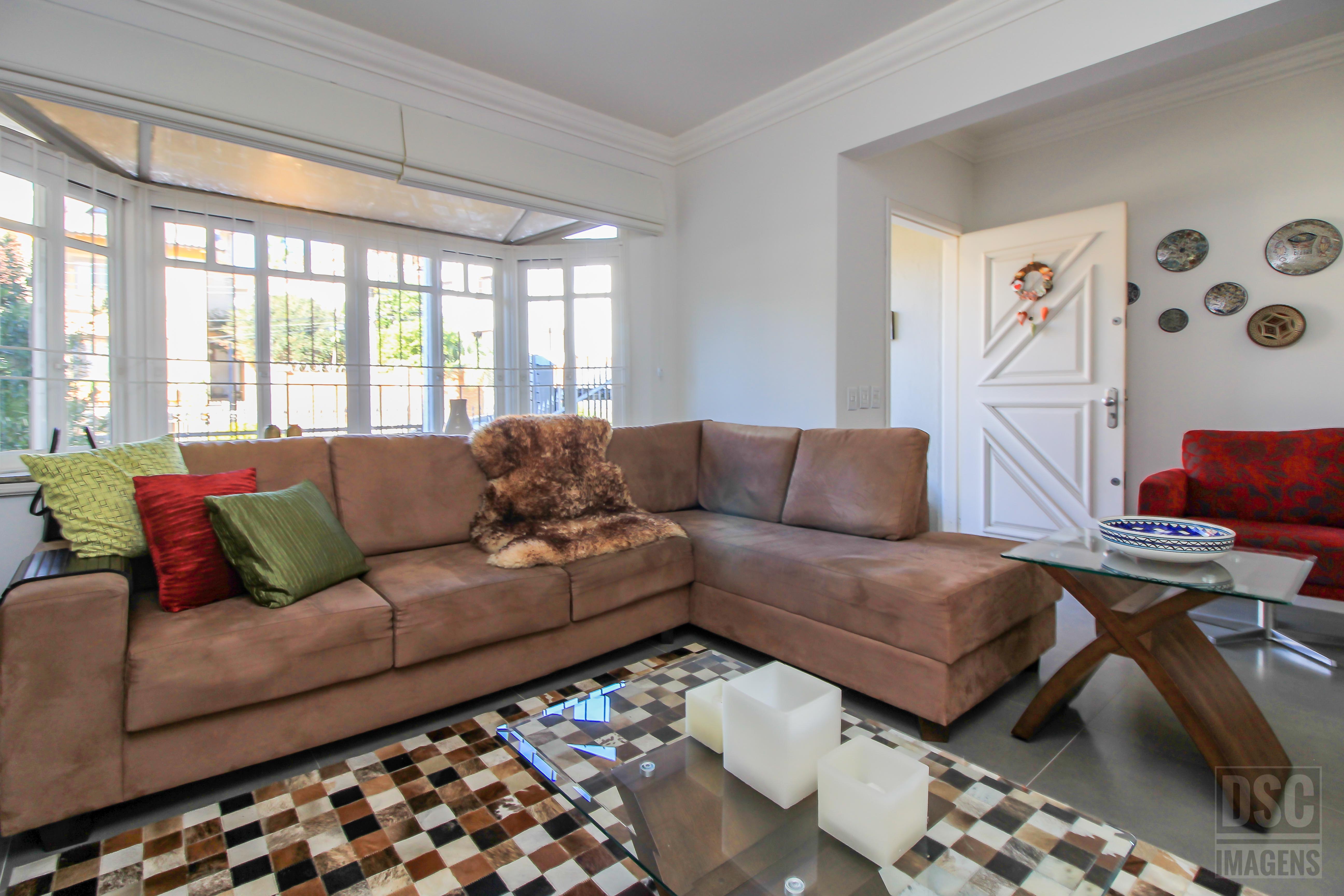 Imagem Casa com 4 Quartos à Venda, 456 m²em Chácara das Pedras - Porto Alegre Imagem Casa com 4 Quartos à Venda, 456 m²em Chácara das Pedras - Porto Alegre