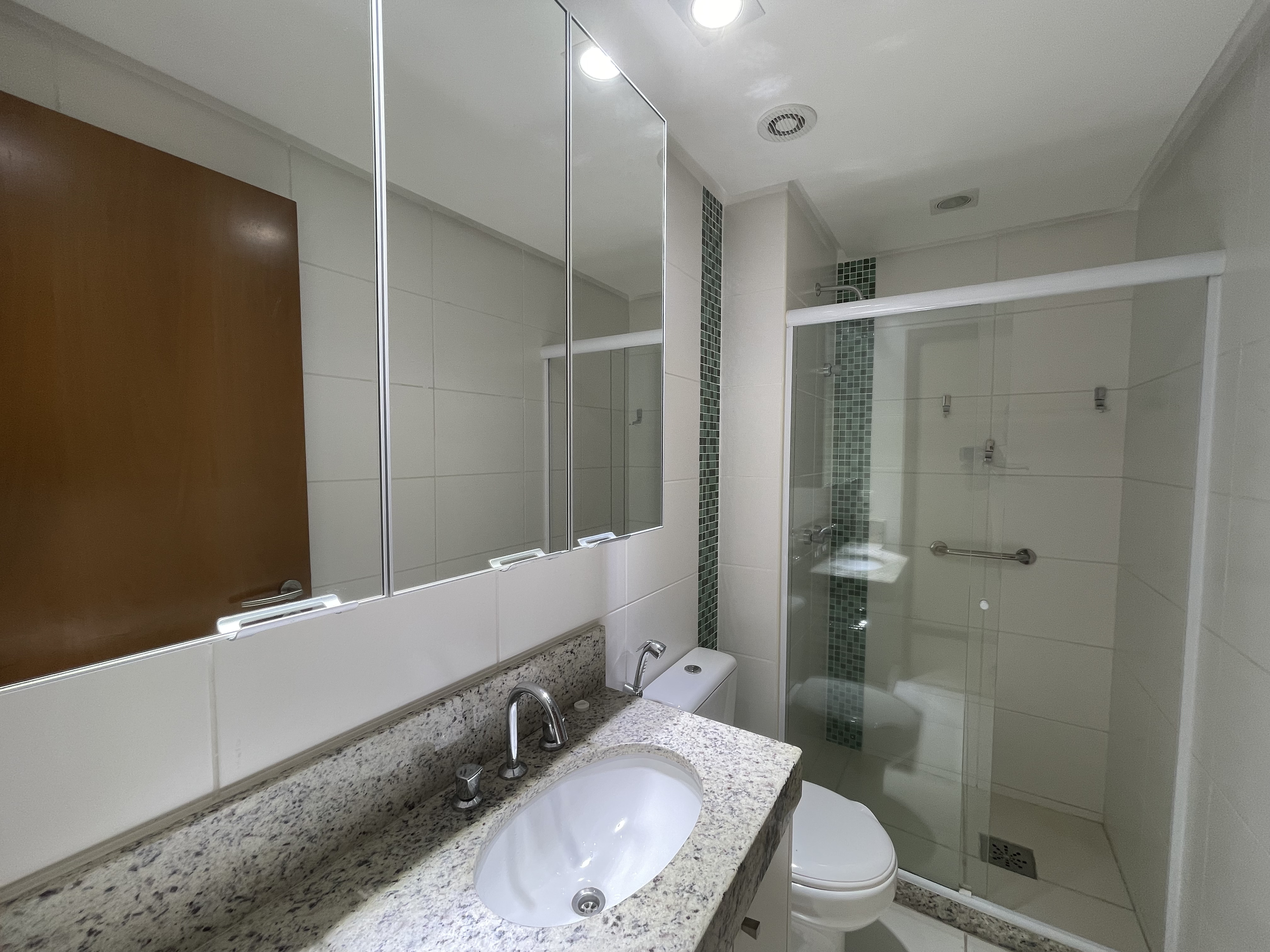 Imagem Apartamento com 3 Quartos à Venda, 105 m²em Icaraí - Niterói Imagem Apartamento com 3 Quartos à Venda, 105 m²em Icaraí - Niterói