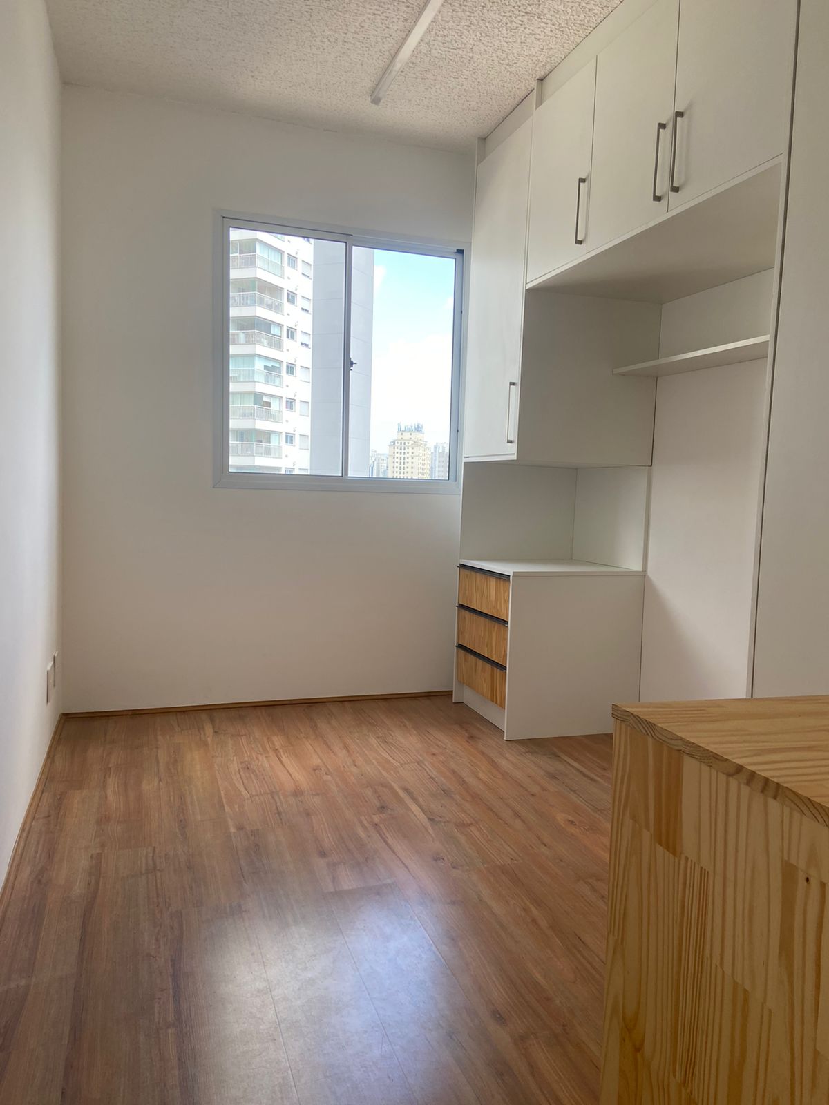 Imagem Apartamento com 1 Quarto para Alugar, 27 m²em Barra Funda - São Paulo