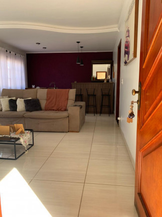 Imagem Casa com 2 Quartos à Venda, 176 m² em Jardim Tannus - Jundiaí