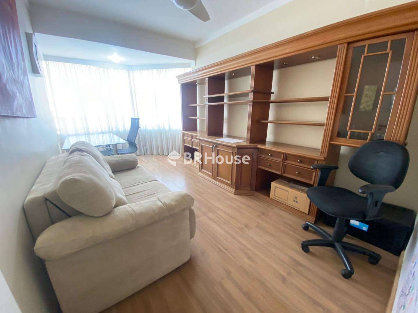 Imagem Cobertura com 3 Quartos à Venda, 222 m² em Asa Norte - Brasília