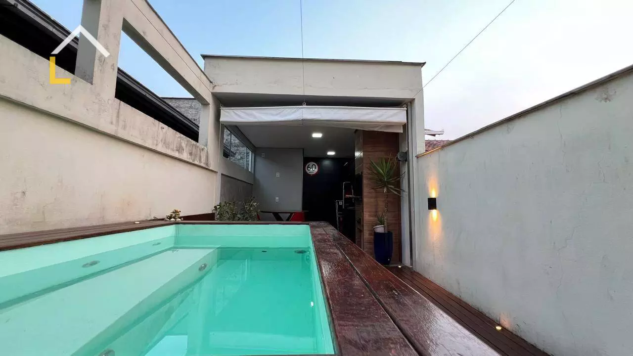 Imagem Casa com 2 Quartos à Venda, 62 m²em Vila Nova - Joinville