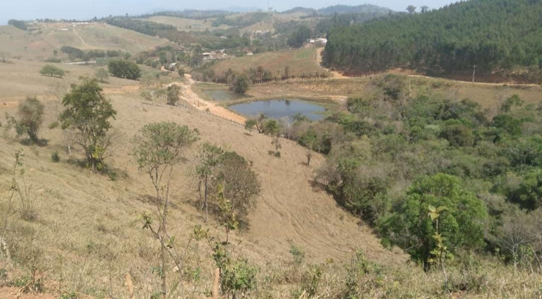 Imagem Terreno à Venda, 1.000 m² em Centro - Atibaia Imagem Terreno à Venda, 1.000 m² em Centro - Atibaia