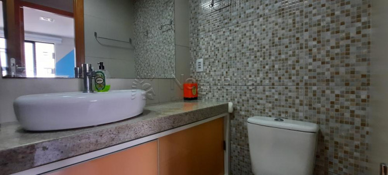 Imagem Apartamento com 2 Quartos à Venda, 60 m² em Encruzilhada - Recife