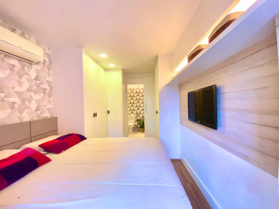 Imagem Apartamento com 3 Quartos à Venda, em Icaraí - Niterói Imagem Apartamento com 3 Quartos à Venda, em Icaraí - Niterói