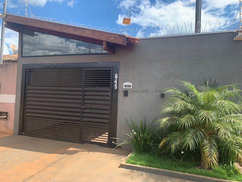 Casa com 2 Quartos à Venda, 152 m²em Los Angeles - Campo Grande
