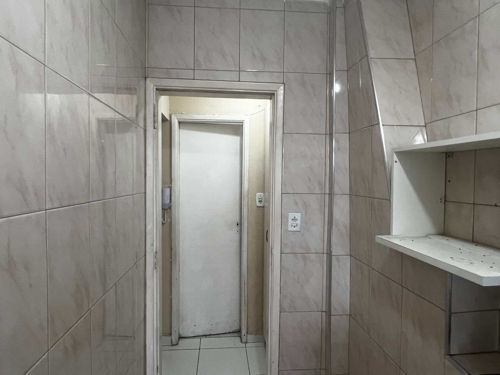 Imagem Apartamento com 1 Quarto à Venda, 40 m²em Tupi - Praia Grande