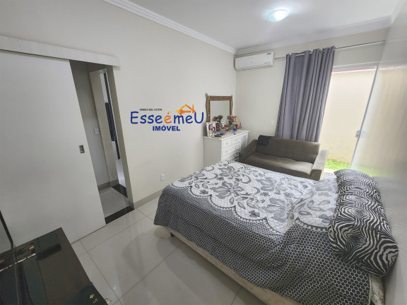 Imagem Casa de Condomínio com 5 Quartos à Venda, 354 m² em Jardins Madri - Goiânia Imagem Casa de Condomínio com 5 Quartos à Venda, 354 m² em Jardins Madri - Goiânia