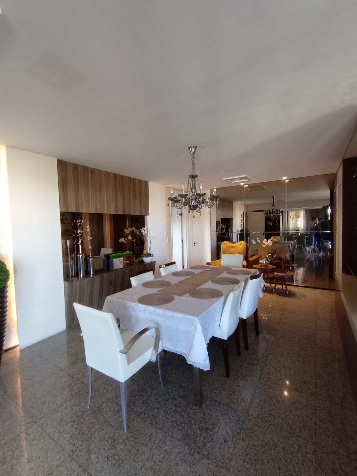 Imagem Apartamento com 3 Quartos à Venda, 197 m²em Dionisio Torres - Fortaleza