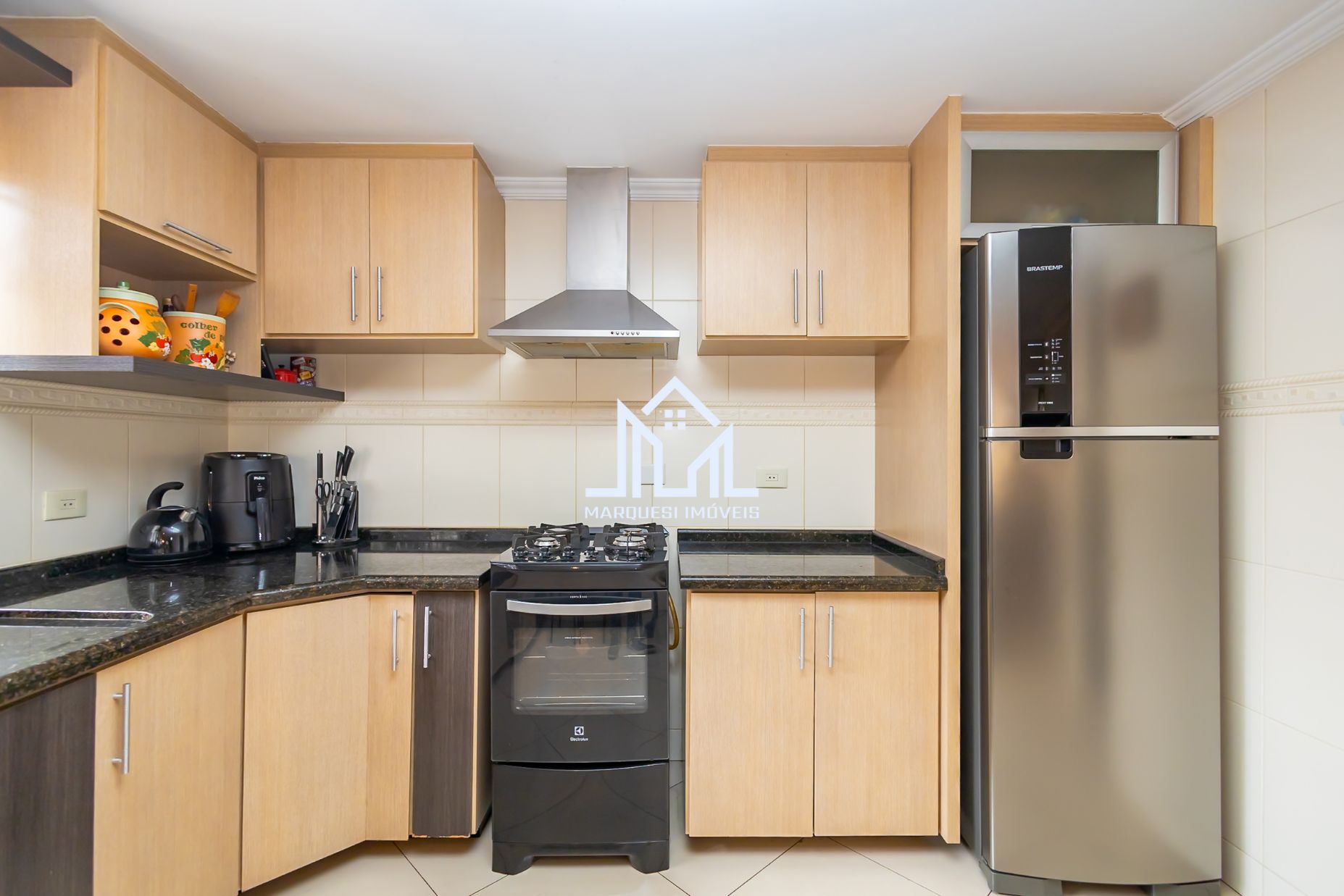 Imagem Sobrado com 3 Quartos à Venda, 172 m²em Santa Felicidade - Curitiba