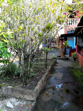 Imagem Casa com 5 Quartos à Venda, 420 m² em Jaraguá - Caraguatatuba