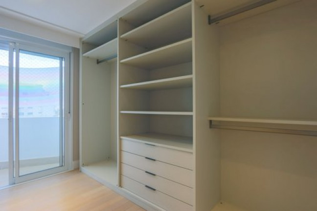 Imagem Apartamento com 3 Quartos à Venda, 212 m² em Vila Nova Conceição - São Paulo Imagem Apartamento com 3 Quartos à Venda, 212 m² em Vila Nova Conceição - São Paulo