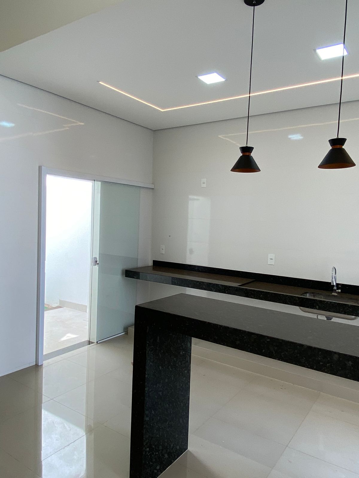 Imagem Casa com 3 Quartos à Venda, 85 m²em Segismundo Pereira - Uberlândia