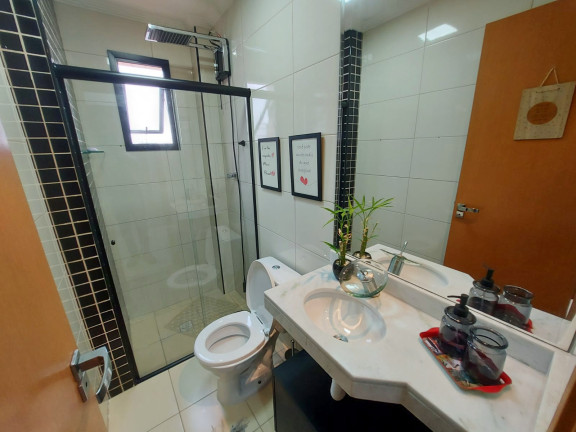 Imagem Apartamento com 2 Quartos à Venda, 73 m² em Guilhermina - Praia Grande
