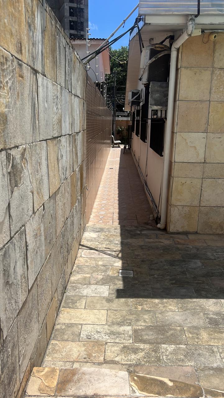 Imagem Casa com 3 Quartos à Venda, 179 m² em Varzea - Recife Imagem Casa com 3 Quartos à Venda, 179 m² em Varzea - Recife