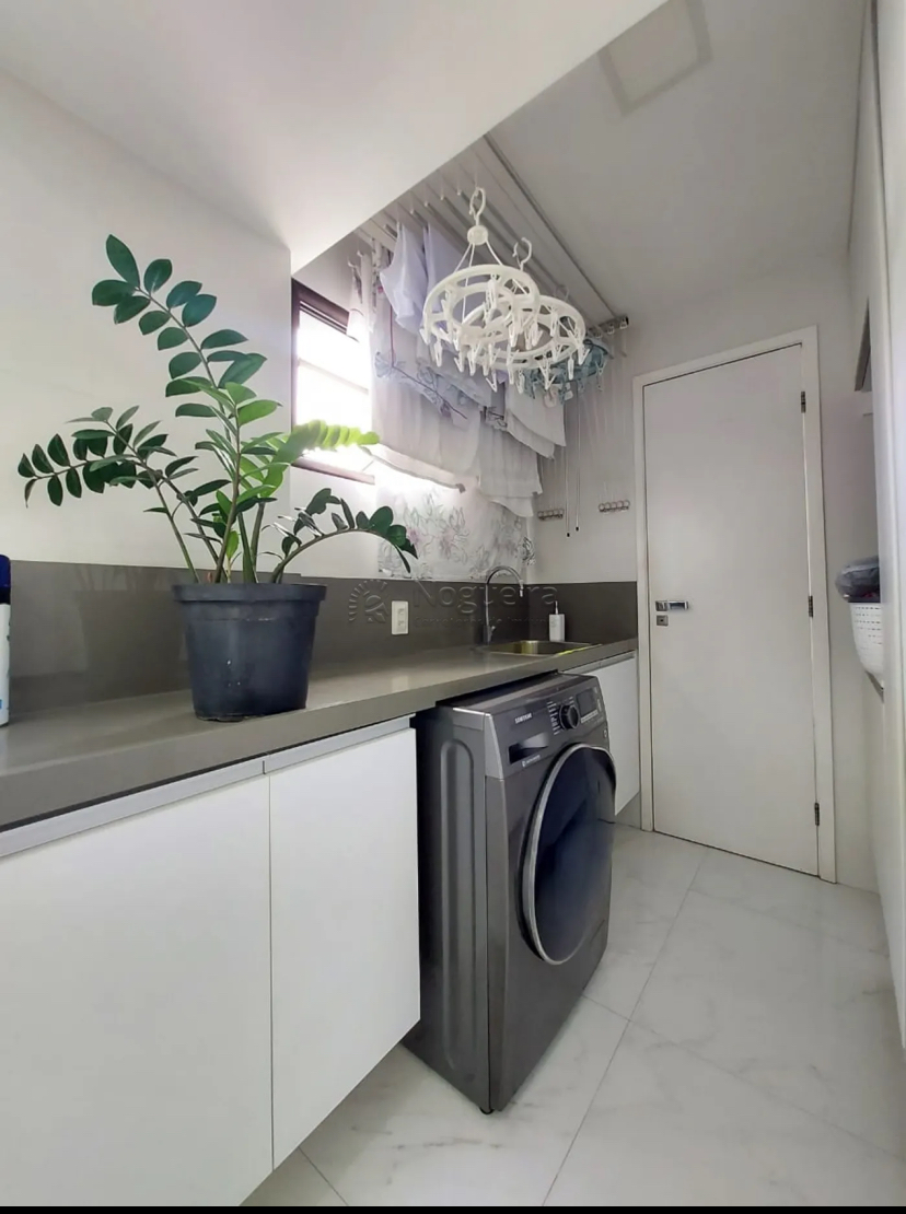 Imagem Apartamento com 3 Quartos à Venda, 120 m²em Boa Viagem - Recife