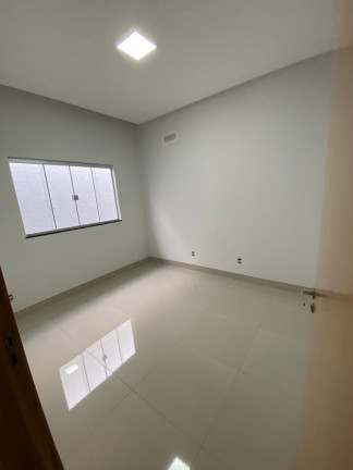 Imagem Casa com 3 Quartos à Venda, 109 m² em Jardim Caravelas - Goiânia Imagem Casa com 3 Quartos à Venda, 109 m² em Jardim Caravelas - Goiânia
