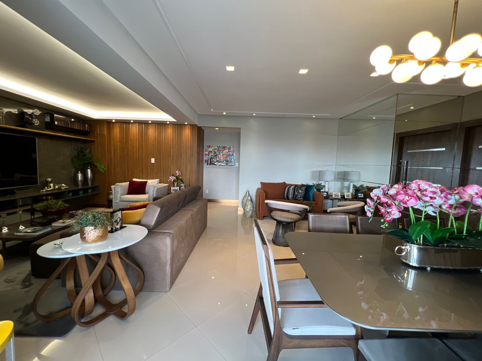 Imagem Apartamento com 1 Quarto à Venda, 185 m²em Umarizal - Belém