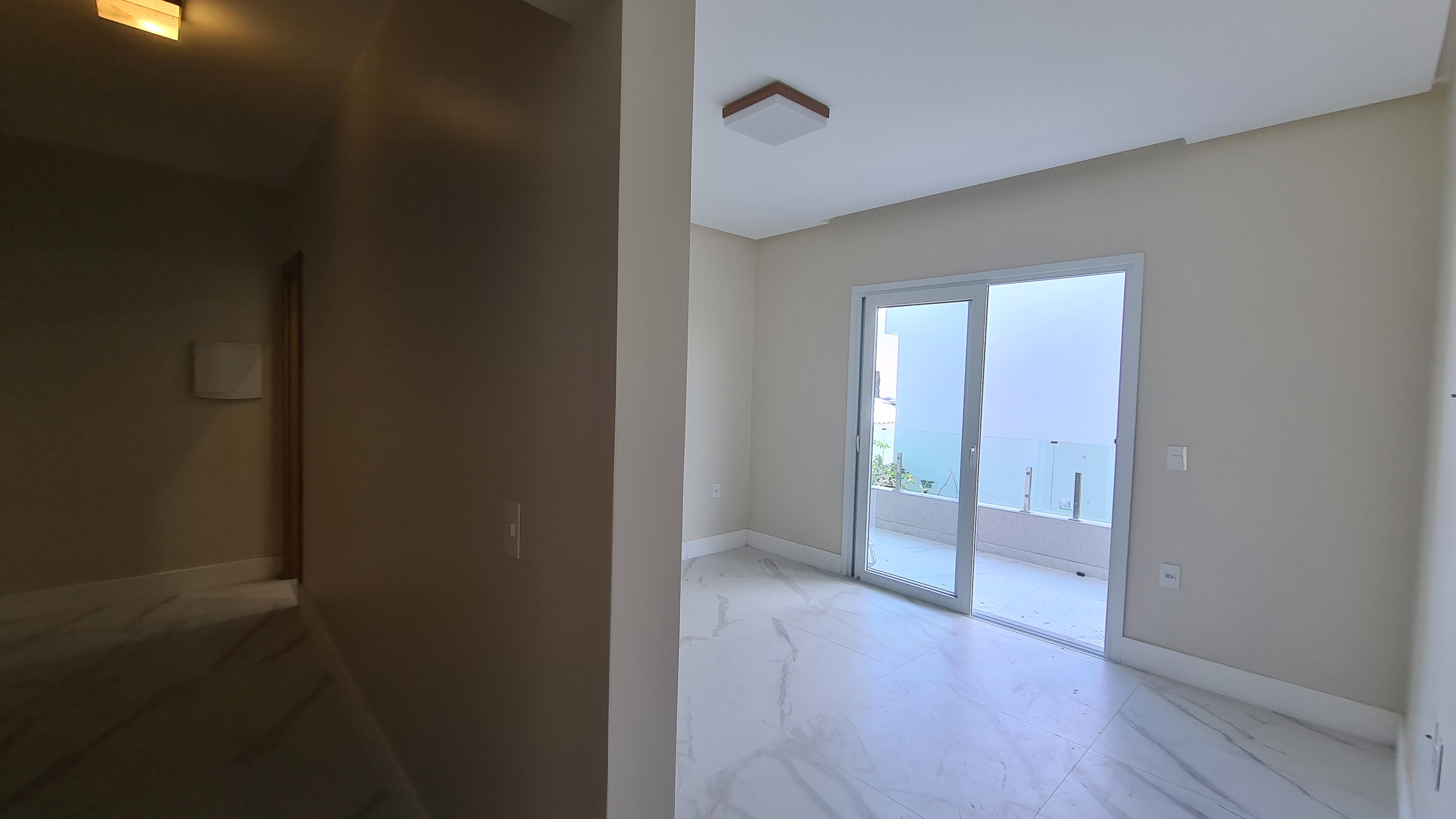 Imagem Casa de Condomínio com 6 Quartos à Venda, 335 m² em Guarajuba (Monte Gordo) - Camaçari Imagem Casa de Condomínio com 6 Quartos à Venda, 335 m² em Guarajuba (Monte Gordo) - Camaçari