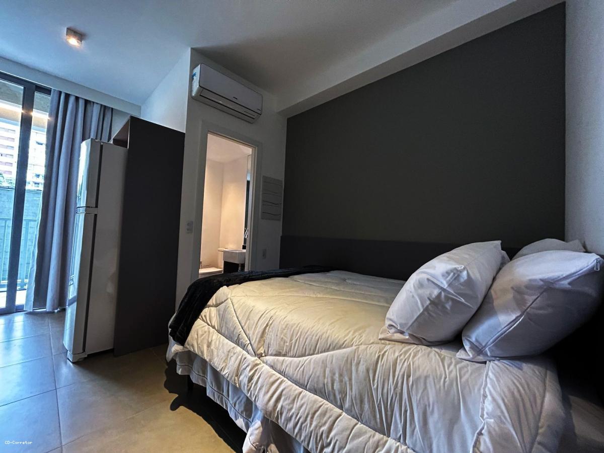 Imagem Apartamento com 1 Quarto para Alugar, 22 m²em Indianópolis - São Paulo